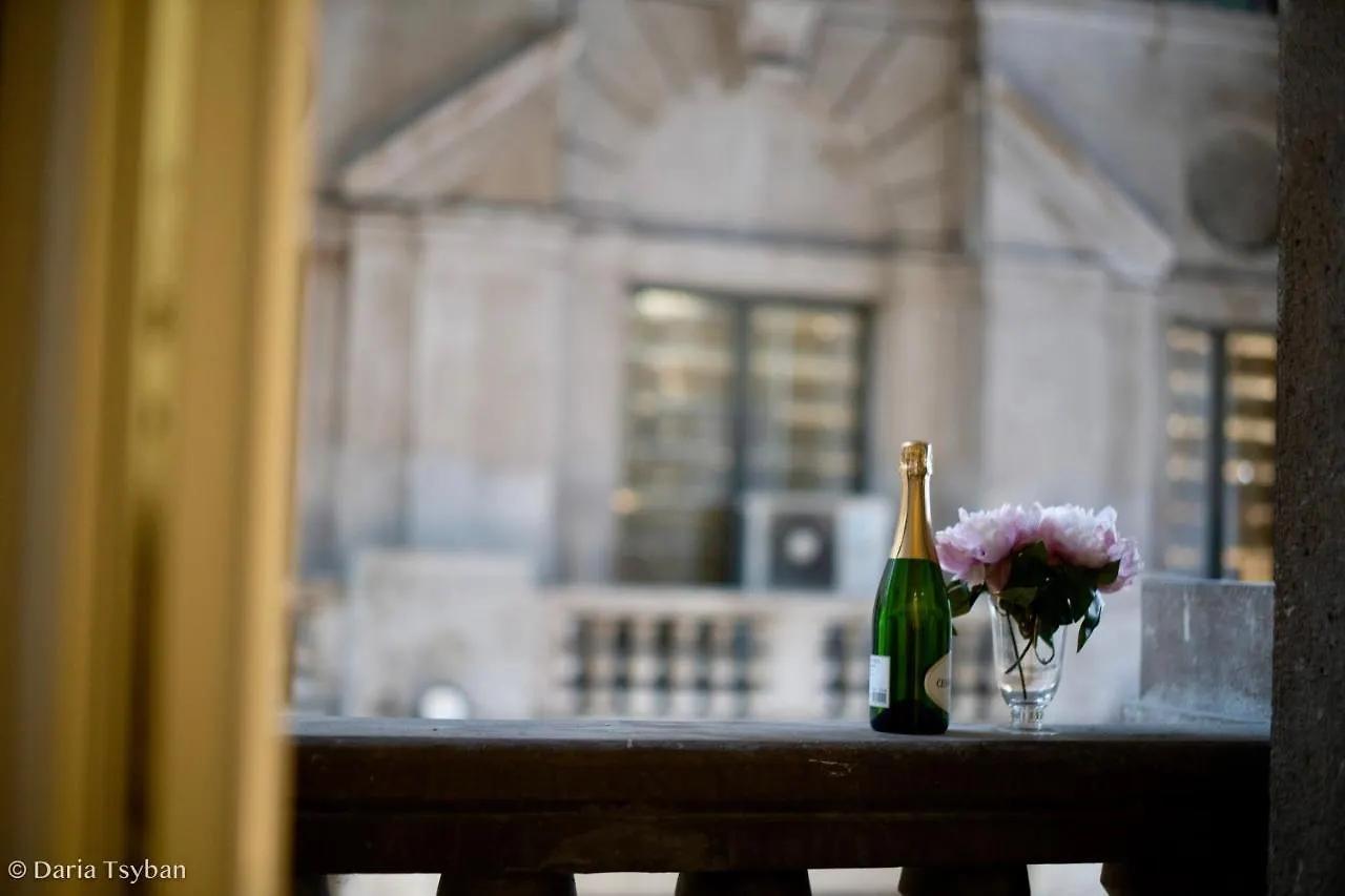 Intomilan Galleria Duomo I Boutique & Design Aparthotel 2*, Milan Italy
