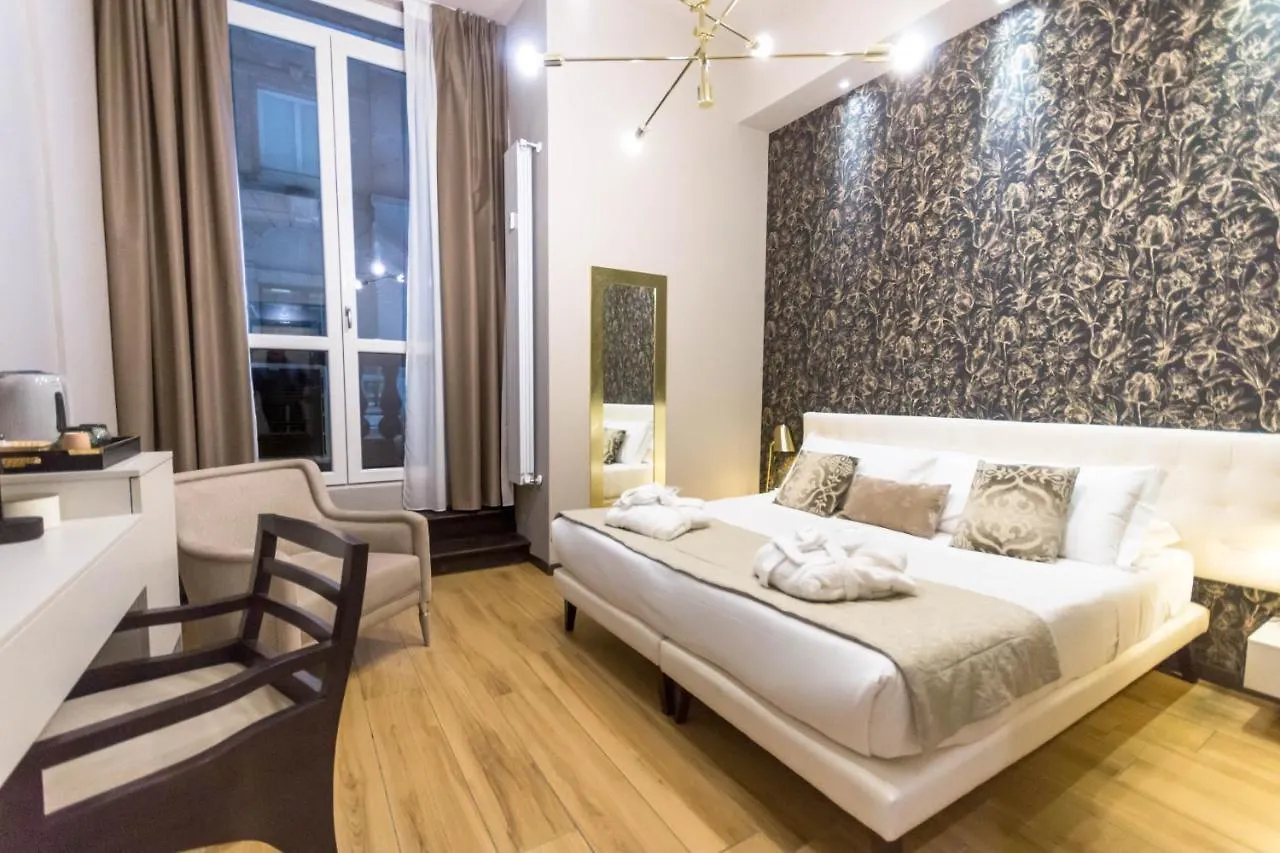 Intomilan Galleria Duomo I Boutique & Design Aparthotel 2*, Milan