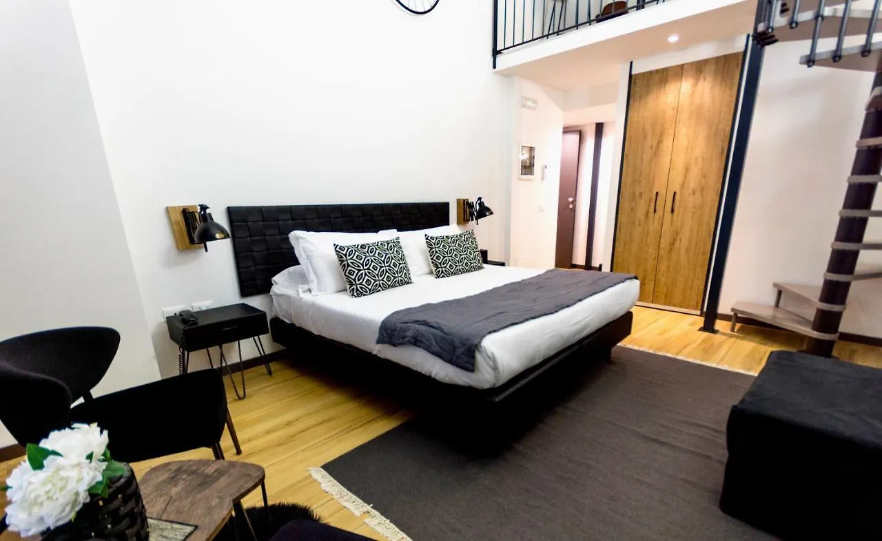 Intomilan Galleria Duomo I Boutique & Design Aparthotel Milan