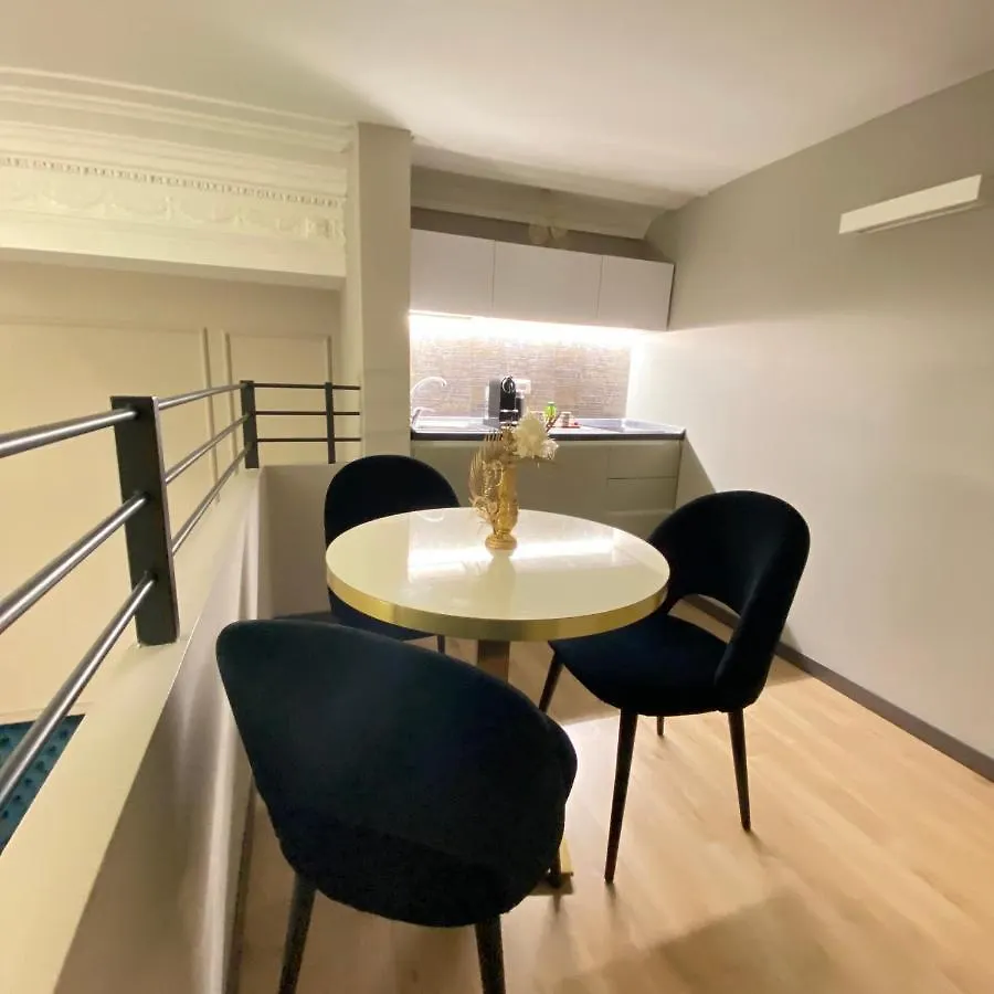 Intomilan Galleria Duomo I Boutique & Design Aparthotel Italy