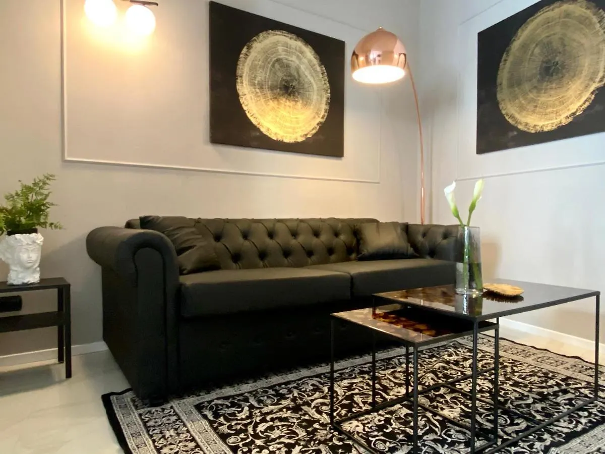 Intomilan Galleria Duomo I Boutique & Design Aparthotel