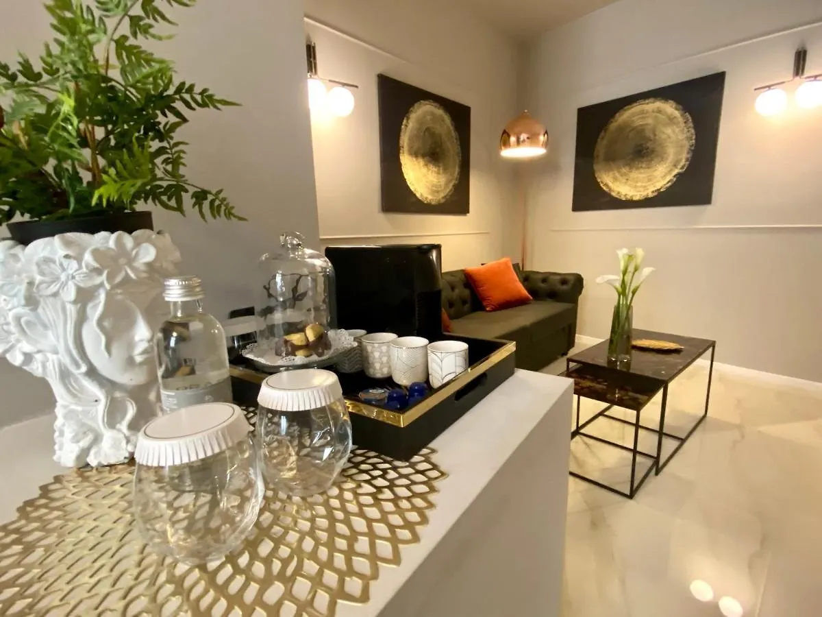 Intomilan Galleria Duomo I Boutique & Design Aparthotel