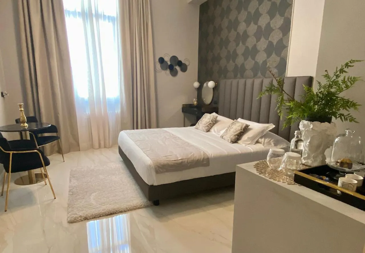 **  Intomilan Galleria Duomo I Boutique & Design Aparthotel Italy