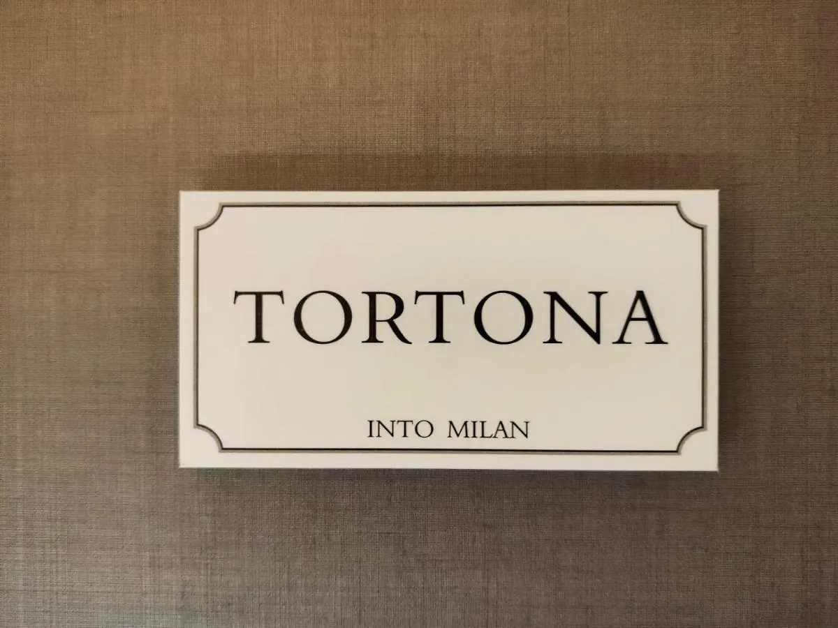 Intomilan Galleria Duomo I Boutique & Design Aparthotel 2*, Milan